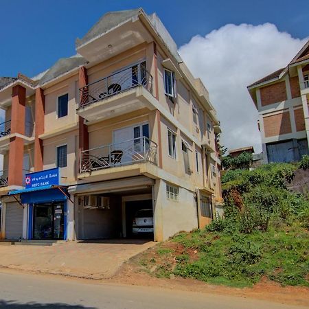 Oyo 18944 Venus Residency Hotel Ooty Buitenkant foto