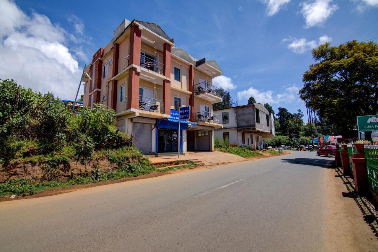 Oyo 18944 Venus Residency Hotel Ooty Buitenkant foto